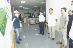 北京工经联会长崔建新到北京合康新能变频技术有限公司调研